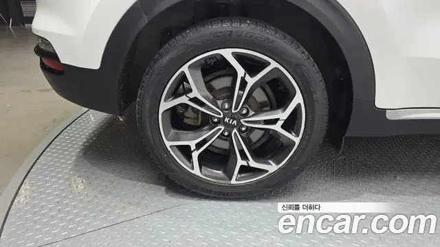 Kia Sportage The Bold 2020 — Şəkil 17/20