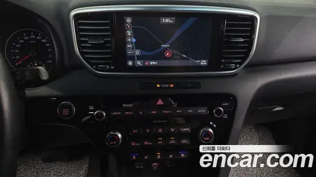 Kia Sportage The Bold 2020 — Şəkil 16/20