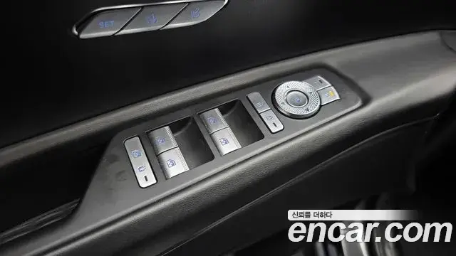 Genesis GV80 2021 — Photo 15/20