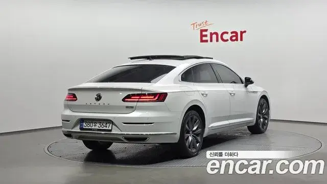 Volkswagen Arteon 2020 — Фото 2/20