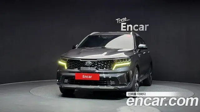 Kia Sorento 2021 — Фото 3/20