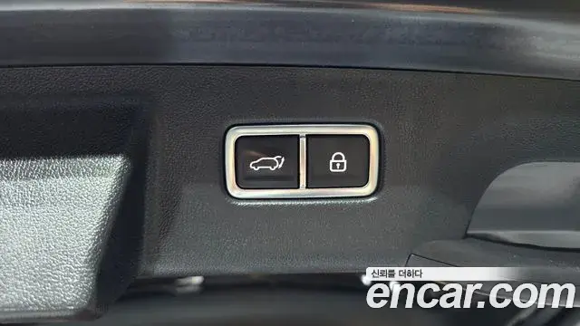 Kia Sorento 2021 — Фото 17/20