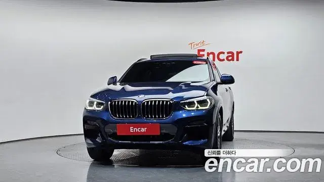 BMW X4 2021 — Şəkil 12/31