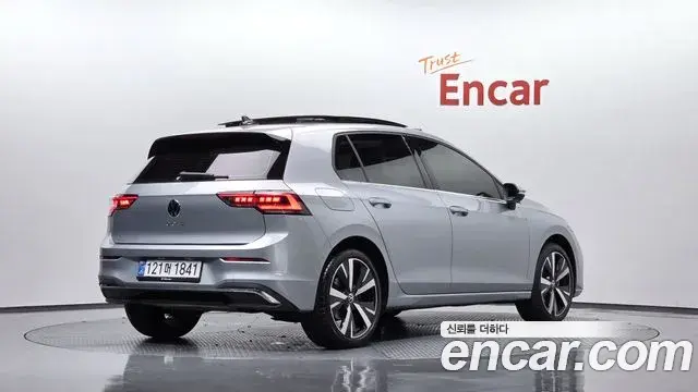 Volkswagen Golf 2026 — Şəkil 3/35