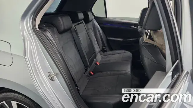Volkswagen Golf 2026 — Şəkil 4/35