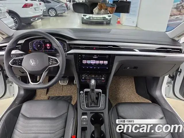Volkswagen Arteon 2022 — Şəkil 11/20