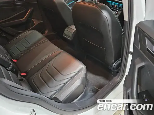 Volkswagen Jetta 2023 — ფოტო 12/20
