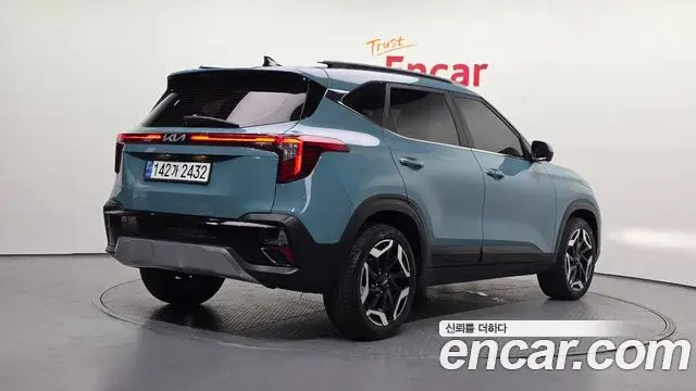 Kia Seltos 2022 — Photo 6/20