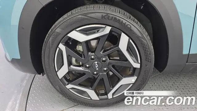 Kia Seltos 2022 — Photo 16/20