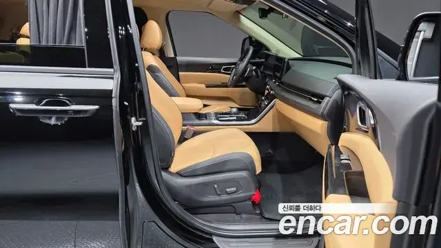 Kia Carnival 2023 — Şəkil 1/20