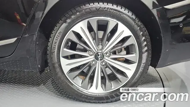 Kia K8 2022 — ფოტო 15/32