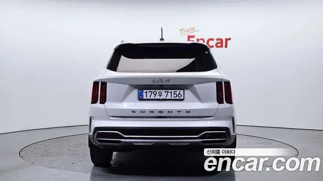 Kia Sorento 2022 — Şəkil 11/35