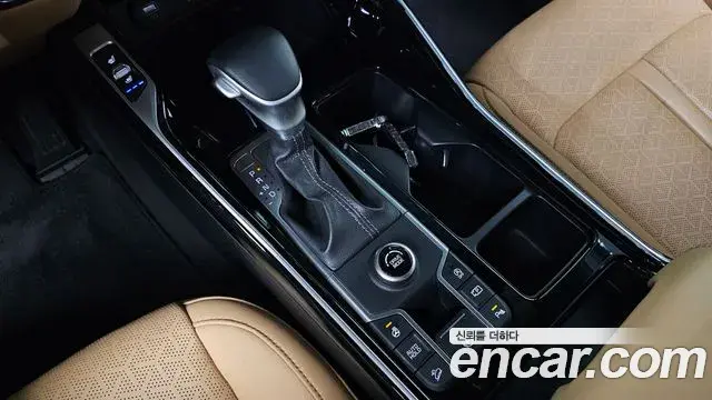 Kia Sorento 2022 — Şəkil 34/35