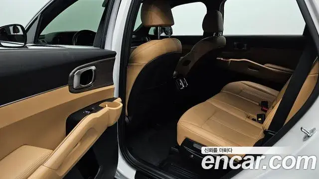 Kia Sorento 2022 — Şəkil 7/35