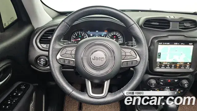 Jeep Renegade 2021 — Фото 14/20