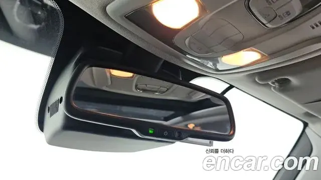 Jeep Renegade 2021 — Фото 16/20