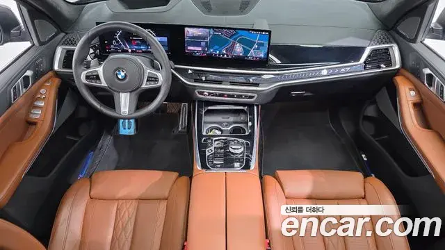 BMW X7 2024 — ფოტო 15/20