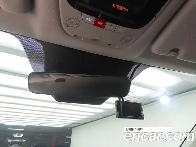 Kia Sorento 2024 — Şəkil 16/20