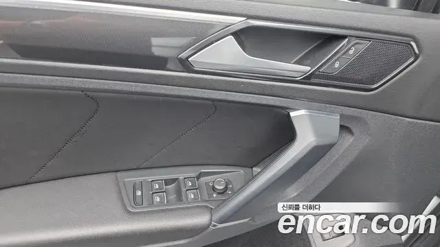 Volkswagen Tiguan 2018 — Şəkil 8/32