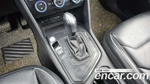 Volkswagen Tiguan 2020 — Şəkil 11/20