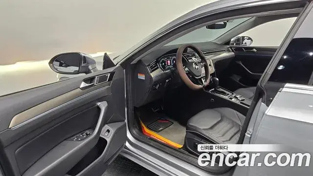 Volkswagen Arteon 2020 — Photo 25/31