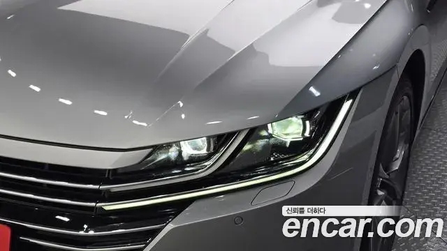 Volkswagen Arteon 2020 — Photo 12/31