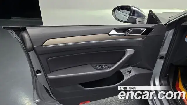 Volkswagen Arteon 2020 — Photo 5/31