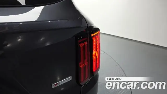 Kia Sorento 2021 — Şəkil 16/33