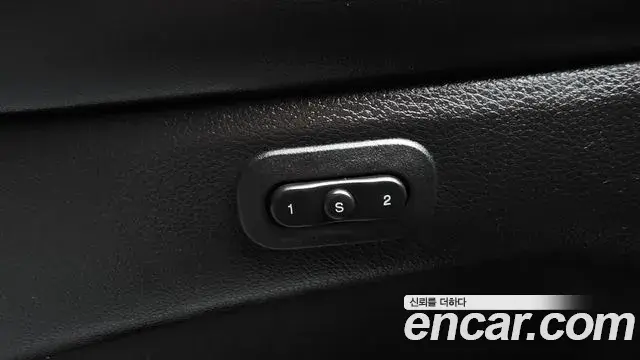 Jeep Grand Cherokee 2018 — Фото 17/20