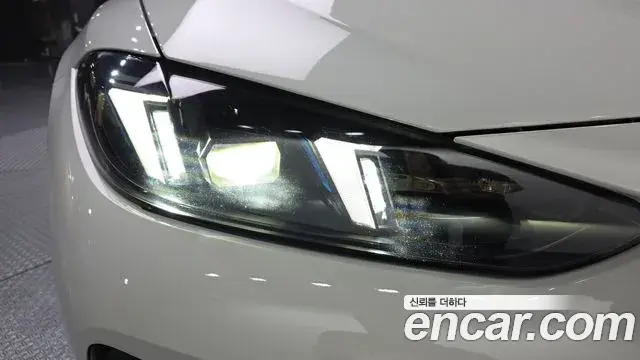 BMW 4 Series 2025 — Şəkil 15/34