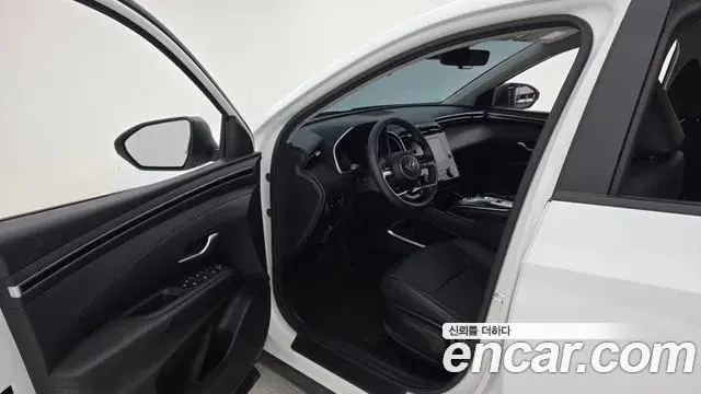Hyundai Tucson Hybrid 2022 — ფოტო 5/20