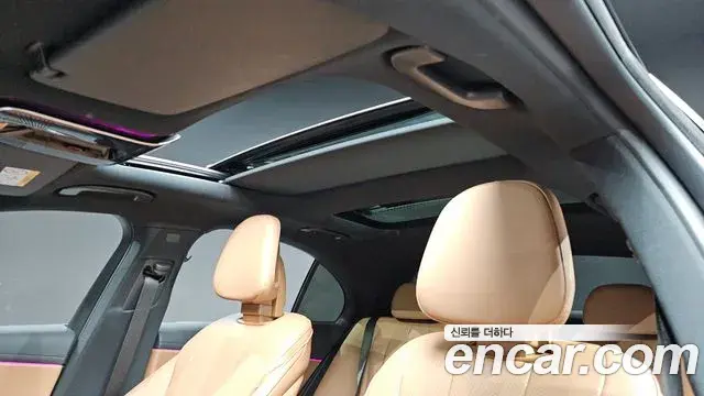 Mercedes-Benz E-Class 2025 — Фото 19/20