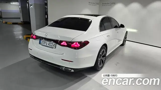 Mercedes-Benz E-Class 2025 — Фото 3/20