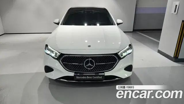 Mercedes-Benz E-Class 2025 — Фото 5/20