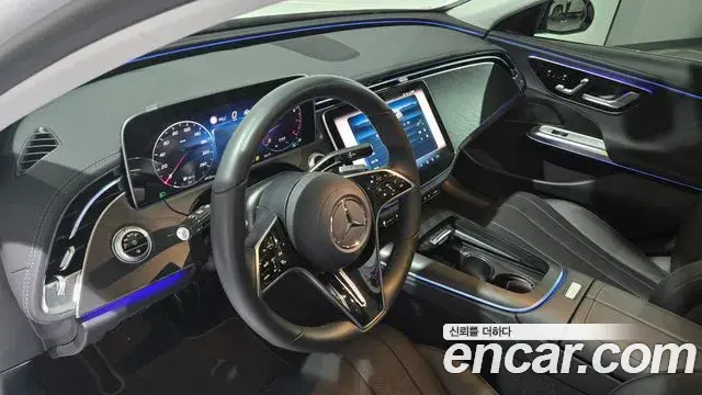 Mercedes-Benz E-Class 2025 — Фото 15/20