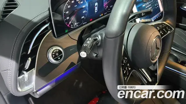 Mercedes-Benz E-Class 2025 — Фото 19/20