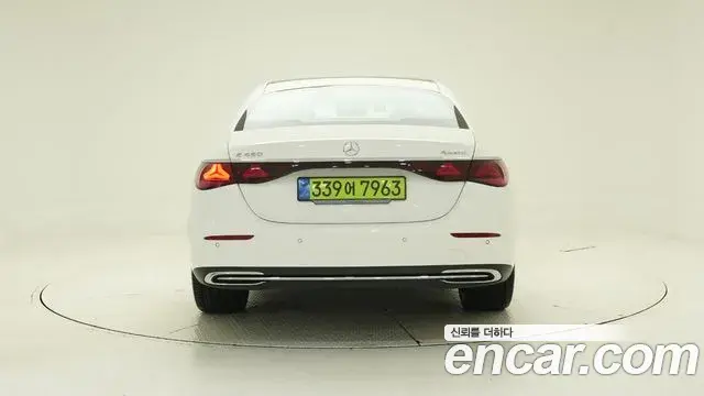Mercedes-Benz E-Class 2025 — Фото 3/17