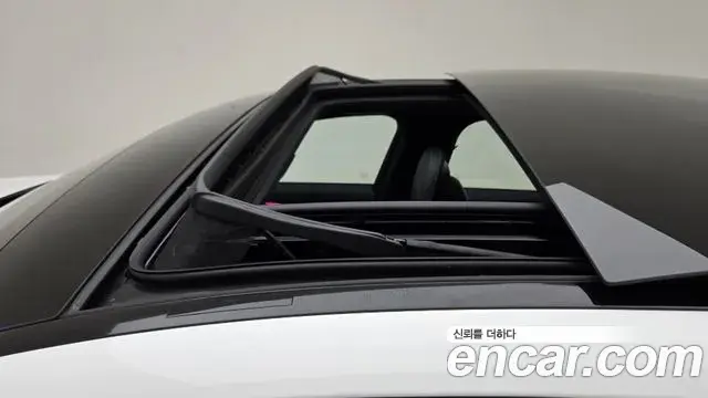 Mercedes-Benz E-Class 2025 — Фото 12/17