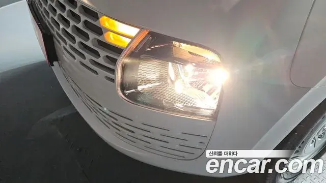 Hyundai Staria 2022 — Şəkil 17/30