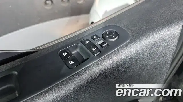 Hyundai Staria 2022 — Şəkil 12/30