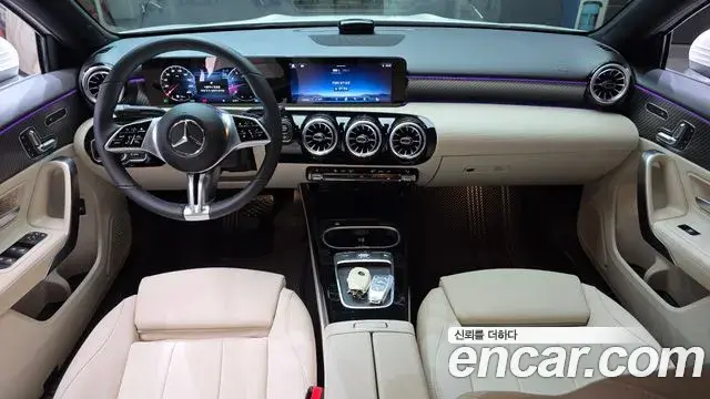Mercedes-Benz A-Class 2024 — Фото 7/20