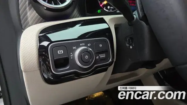 Mercedes-Benz A-Class 2024 — Фото 18/20