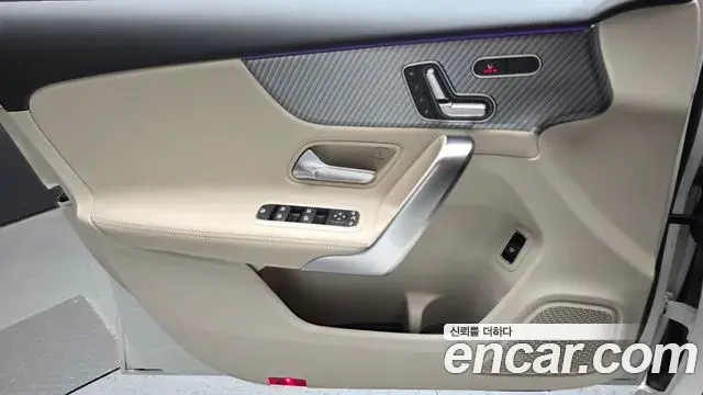 Mercedes-Benz A-Class 2024 — Şəkil 27/30