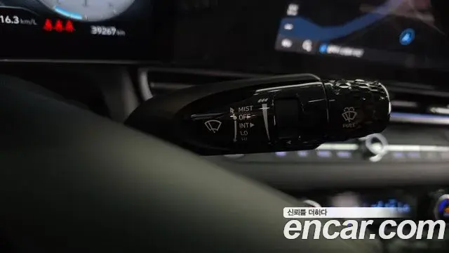 Hyundai The New Avante Hybrid 2022 — Photo 4/35