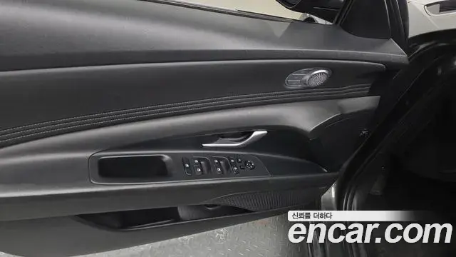 Hyundai The New Avante Hybrid 2022 — Photo 20/35