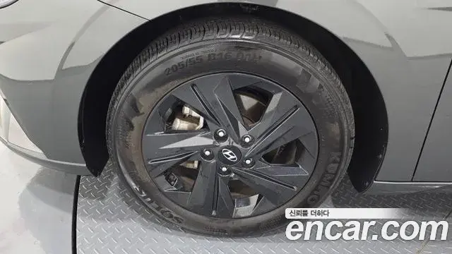 Hyundai The New Avante Hybrid 2023 — Şəkil 5/32
