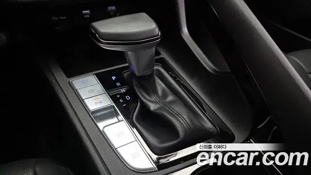Hyundai The New Avante Hybrid 2023 — Şəkil 3/32