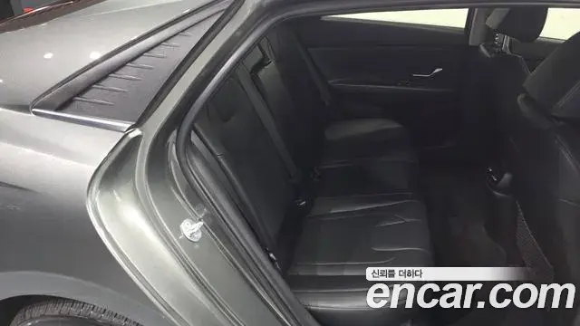 Hyundai The New Avante Hybrid 2023 — Şəkil 28/32
