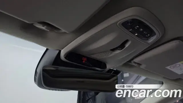 Volvo V40 Cross Country 2019 — Photo 8/31