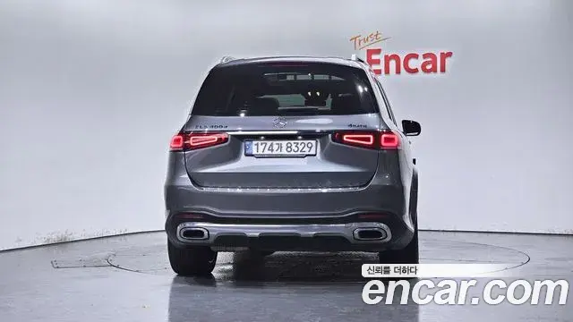 Mercedes-Benz GLS-Class 2021 — ფოტო 17/20